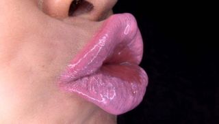 [DOKS-236] - Japanese JAV - DOKS-236 Rich Soil UP Mouth Kiss Lips To Show Erotic Erotic Kissing Lips